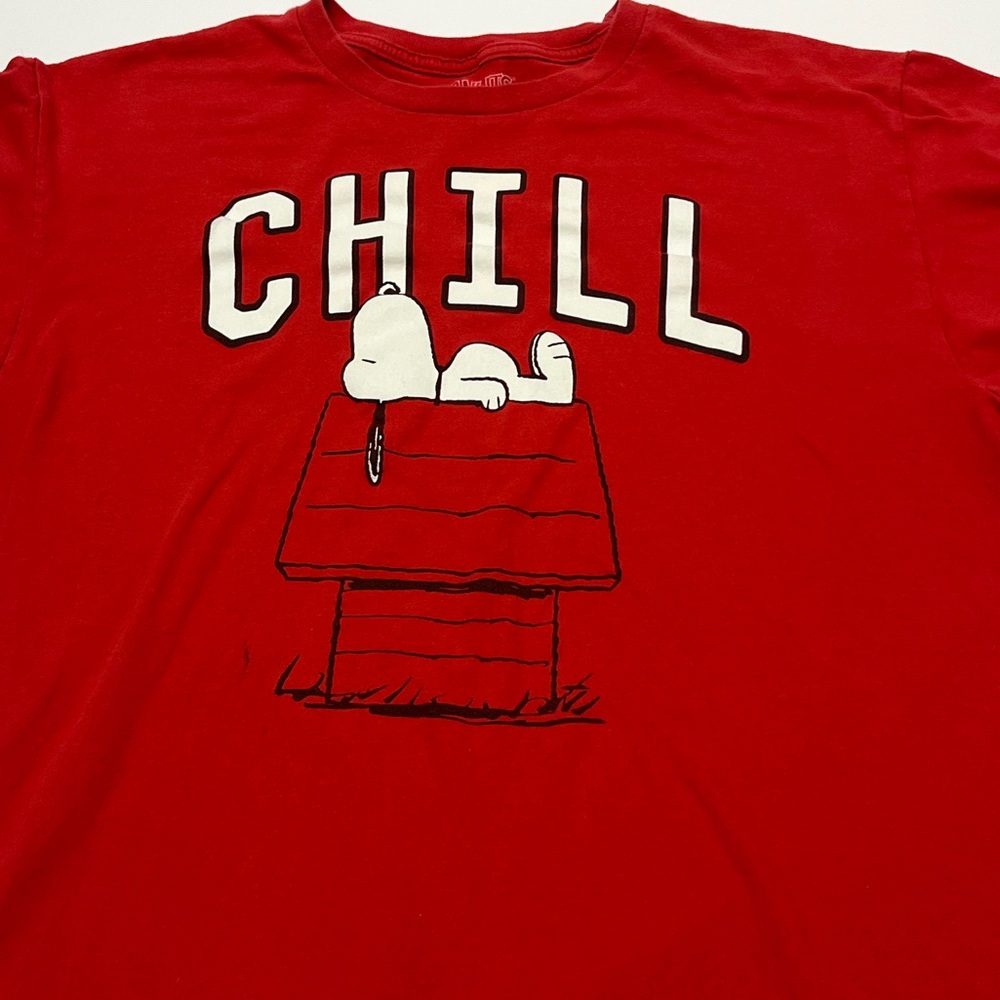 Peanuts Snoopy T-Shirt Sz M Red Chill Doghouse Cartoon Novelty Retro TV Shows - Picture 5 of 11